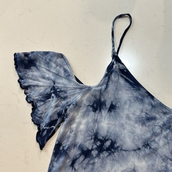 American Eagle Cold Shoulder Top Size Large - Picture 4 of 7